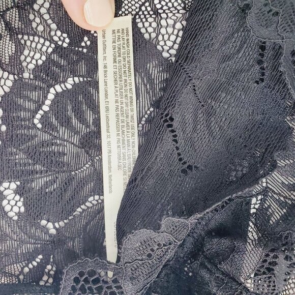 Free People Black Everyday Lace Longline Bralette Stretch Bra Small (A-7) - Picture 7 of 8